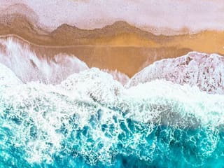 Sailaway to the Pink Sand Beaches of Bermuda