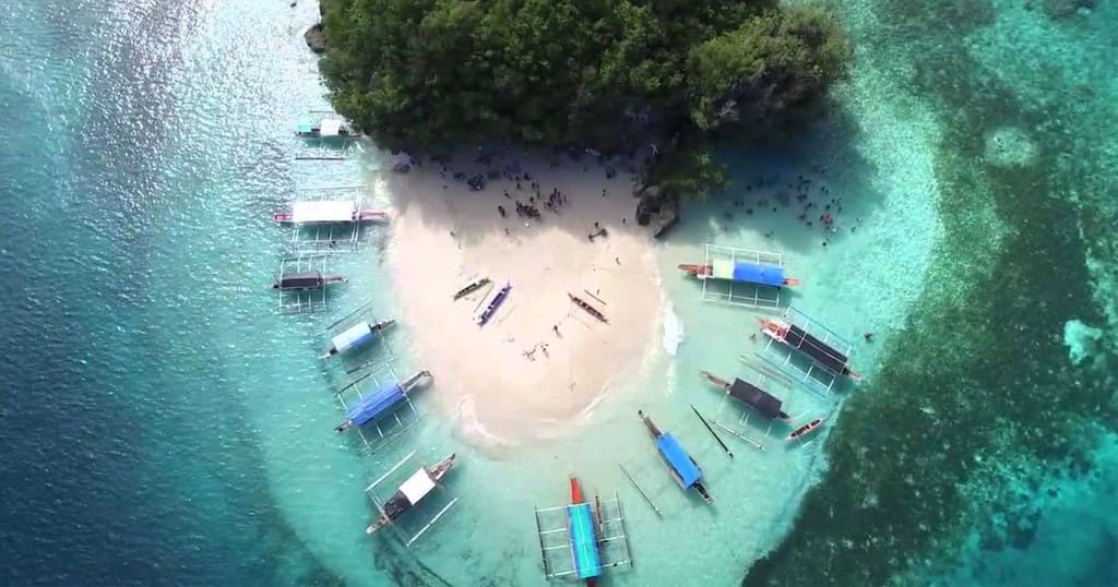 Britania Islands Surigao del Sur